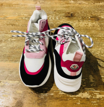 String bia-rosa-nera n.34 Moncler NUOVE